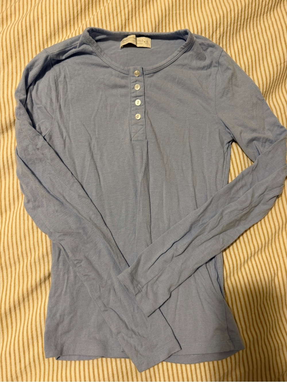 Women’s Long-Sleeve Henley Top in Light Blue Abercrombie & Fitch Lounge wear XS
